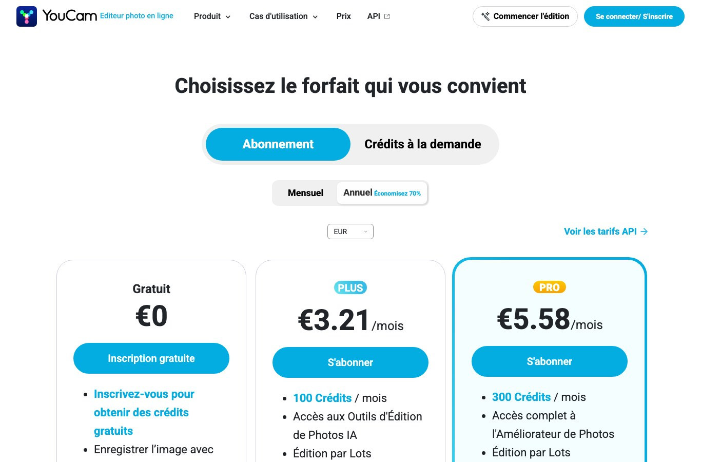 Grille tarifaire française de YouCam : plan gratuit à 0 euro, Plus à 3,21 euros, Pro à 5,58 euros par mois